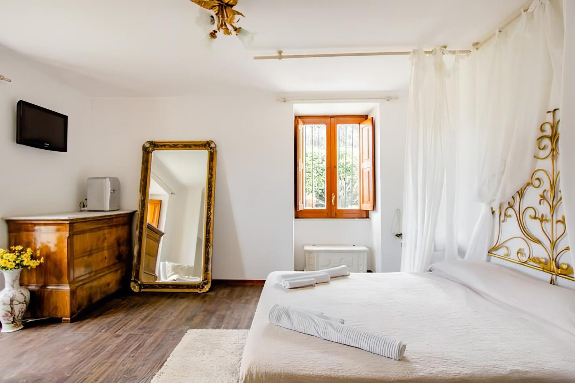 Quietness Bed and Breakfast Vico Equense Eksteriør billede
